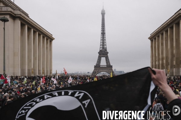 Manifestation contre la loi immigration