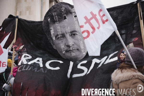 Manifestation contre la loi immigration