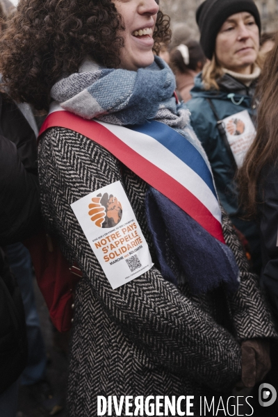 Manifestation contre la loi immigration