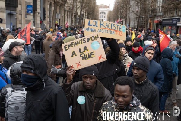 Manifestation contre la loi immigration - Lille