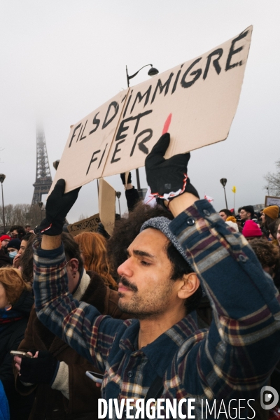 Non a la loi asile immigration.