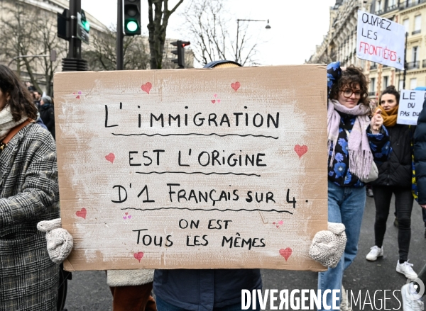 LOI IMMIGRATION. Manifestation parisienne du 21/01/2024