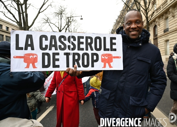 LOI IMMIGRATION. Manifestation parisienne du 21/01/2024