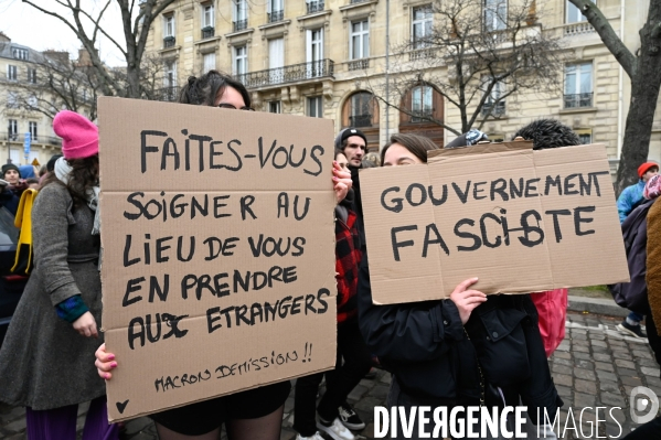 LOI IMMIGRATION. Manifestation parisienne du 21/01/2024