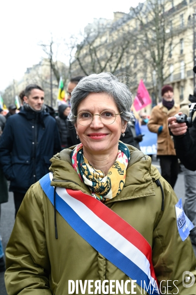 LOI IMMIGRATION. Manifestation parisienne du 21/01/2024