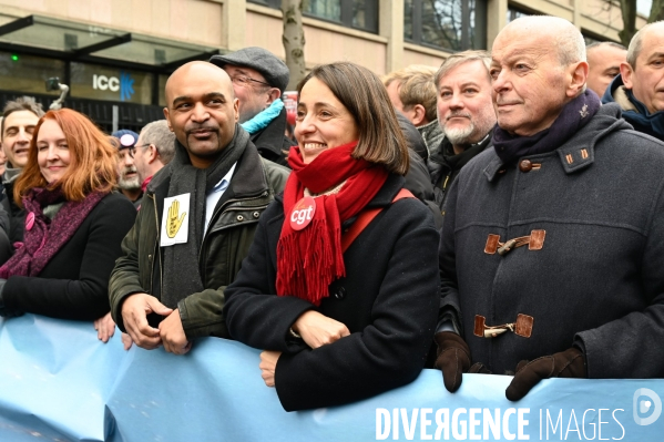 LOI IMMIGRATION. Manifestation parisienne du 21/01/2024