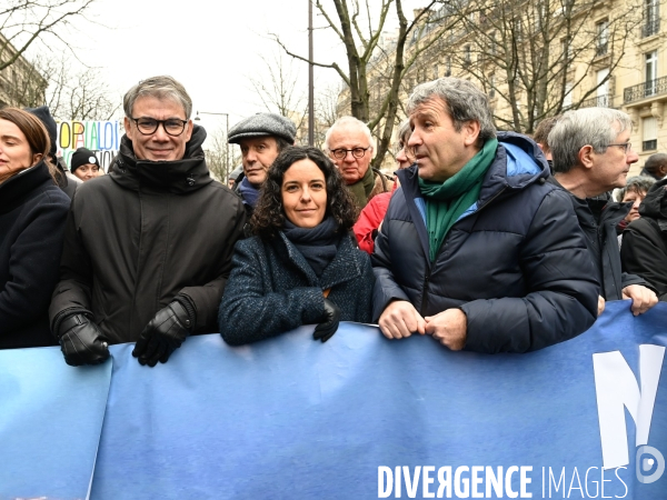 LOI IMMIGRATION. Manifestation parisienne du 21/01/2024