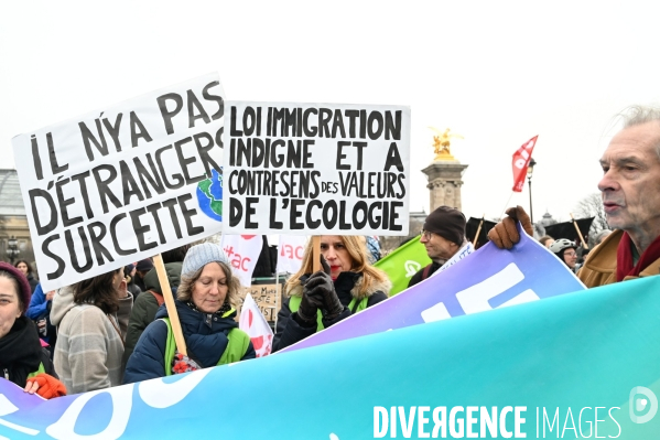 LOI IMMIGRATION. Manifestation parisienne du 21/01/2024