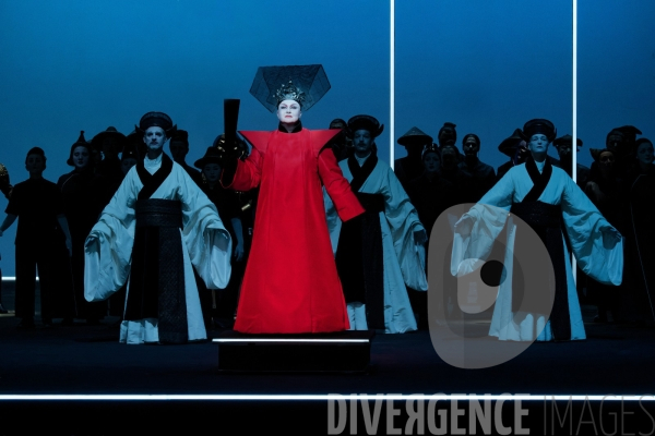TURANDOT / Giacomo Puccini / Robert Wilson