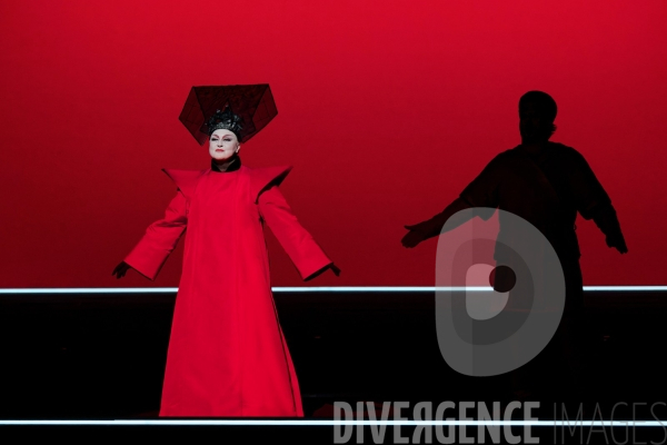 TURANDOT / Giacomo Puccini / Robert Wilson