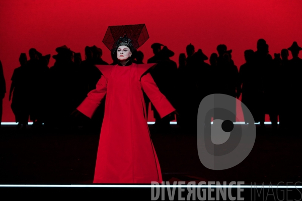 TURANDOT / Giacomo Puccini / Robert Wilson