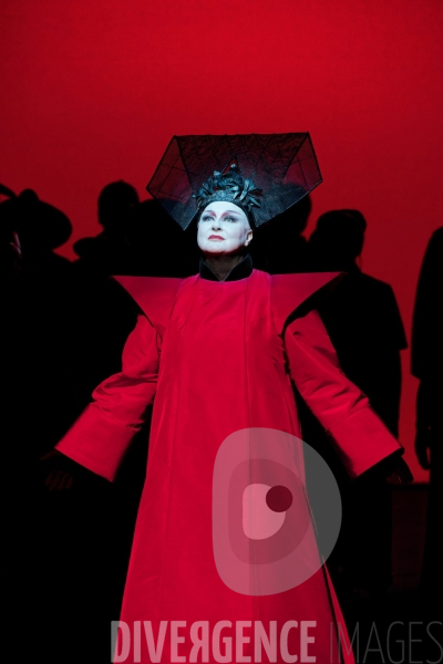 TURANDOT / Giacomo Puccini / Robert Wilson