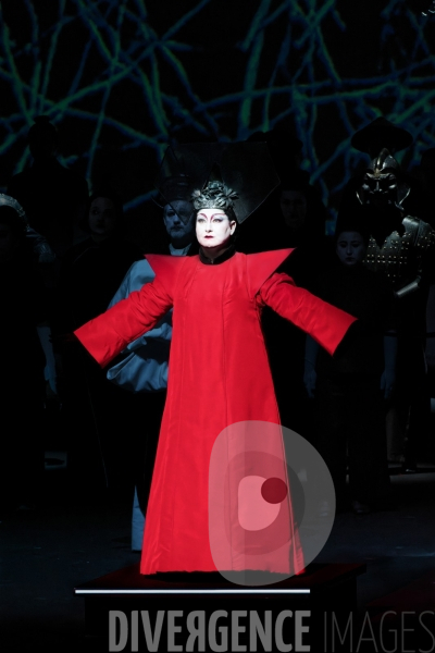 TURANDOT / Giacomo Puccini / Robert Wilson