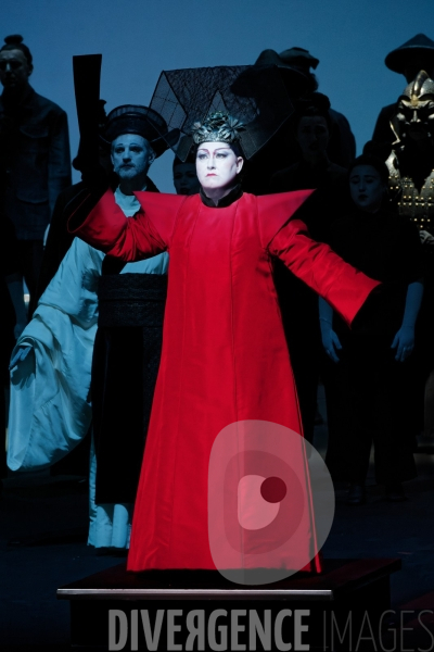 TURANDOT / Giacomo Puccini / Robert Wilson