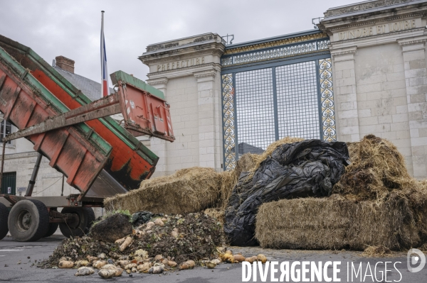 Rassemblement des agriculteurs de la Coordination Rurale à Tours