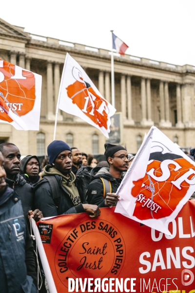 Conseil constitutionnel : Rassemblement d opposants à la loi immigration
