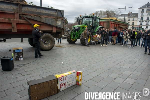 Rassemblement d agriculteurs à Tours