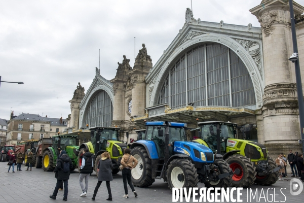 Rassemblement d agriculteurs à Tours