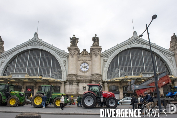 Rassemblement d agriculteurs à Tours