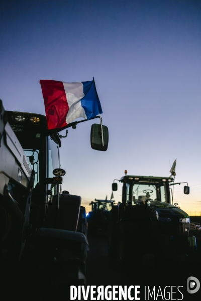 Blocage de l A1 à Senlis par les agriculteurs