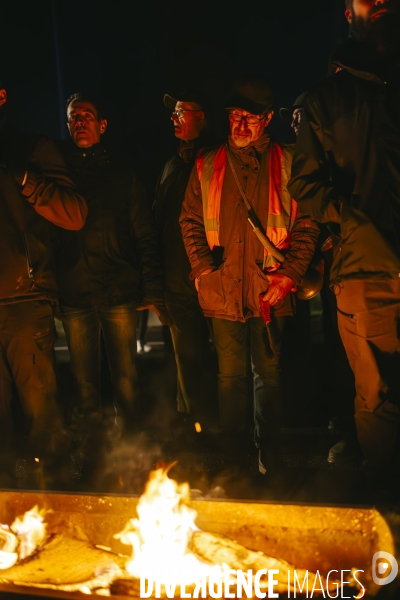 Blocage de l A1 à Senlis par les agriculteurs