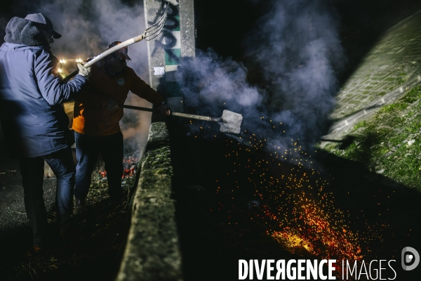Blocage de l A1 à Senlis par les agriculteurs