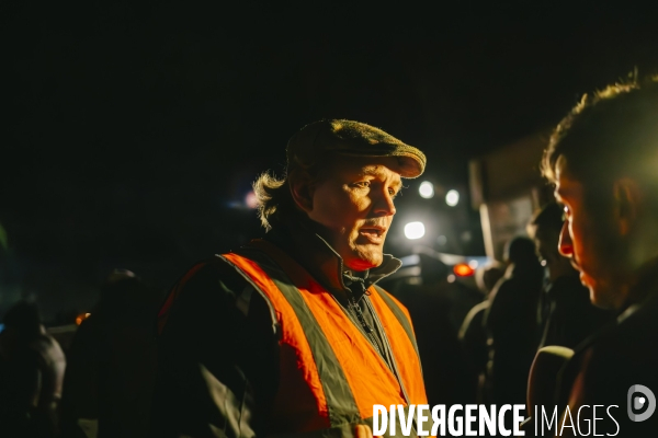 Blocage de l A1 à Senlis par les agriculteurs