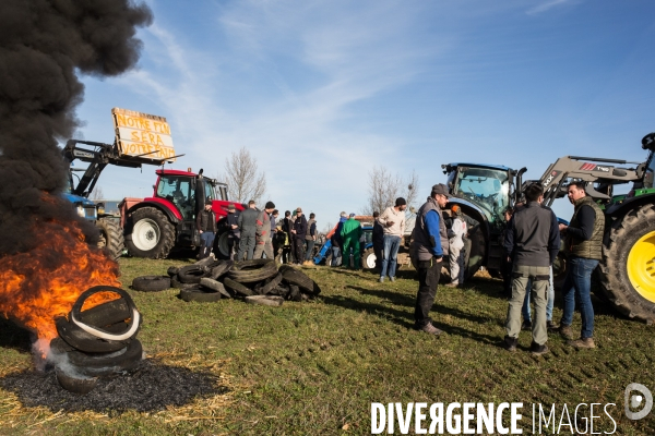 Barrage filtrant - agriculteurs - Puy-de-Dôme