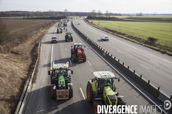 Blocage de l a6 a villabe par les agriculteurs, dans le cadre du blocage de paris.