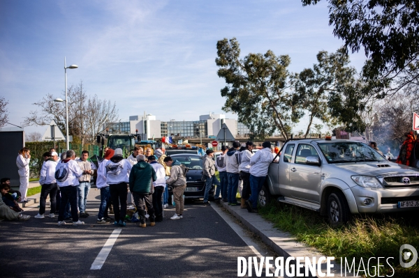 TOULOUSE : Blocage aeroport par les agriculteurs