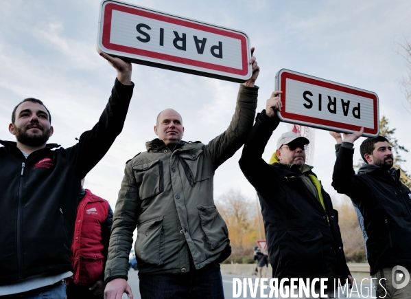 Blocage et occupation de l autoroute A6 par les agriculteurs