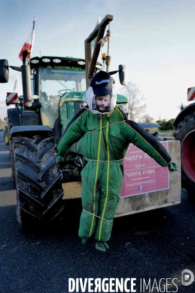 Blocage et occupation de l autoroute A6 par les agriculteurs