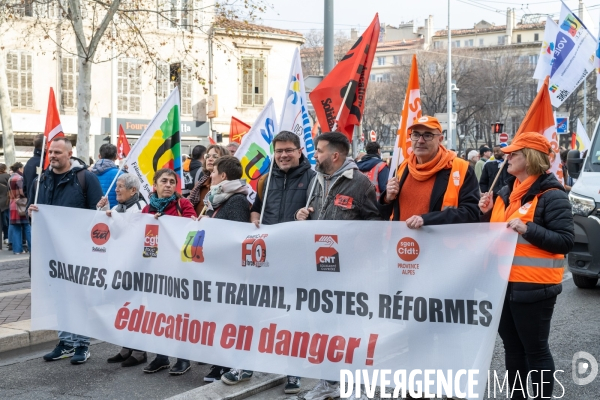 Manifestation enseignants et lycéens  1er Fevrier 2024