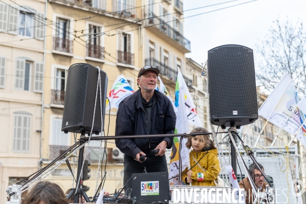 Manifestation enseignants et lycéens  1er Fevrier 2024