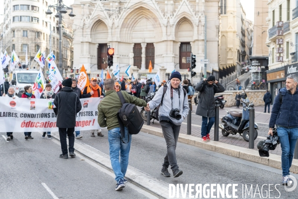 Manifestation enseignants et lycéens  1er Fevrier 2024