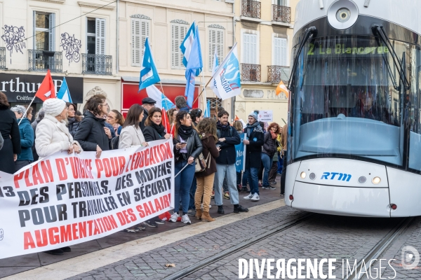 Manifestation enseignants et lycéens  1er Fevrier 2024