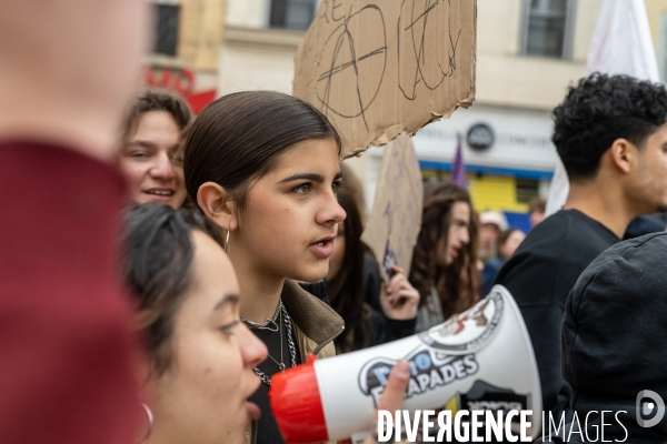 Manifestation enseignants et lycéens  1er Fevrier 2024