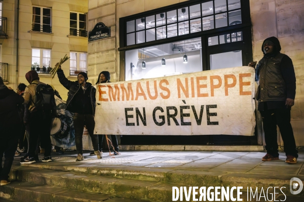 Contre manifestation de salaries sans papiers d Emmaus en greve