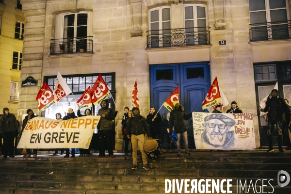 Contre manifestation de salaries sans papiers d Emmaus en greve