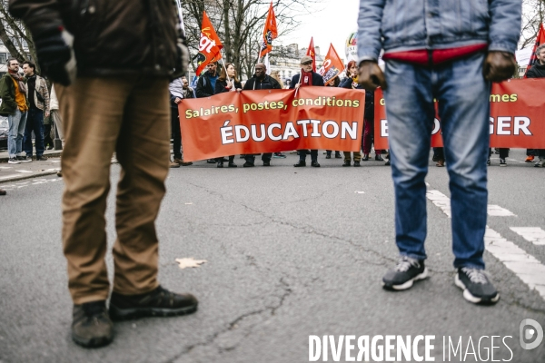 Manifestation dans l education nationale pour les salaires et contre les nouvelles mesures du choc des savoirs