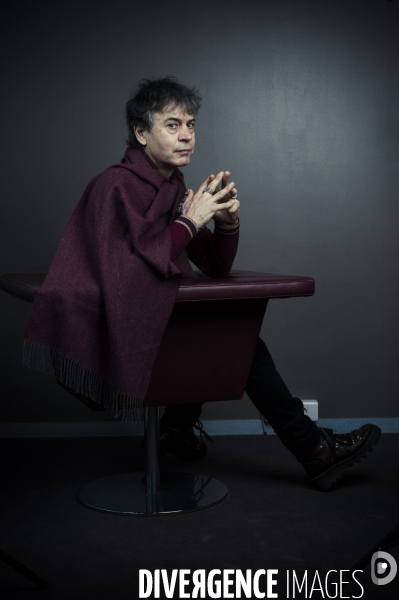 Portrait de denez prigent, chanteur en langue bretonne.