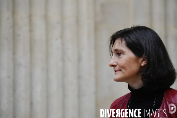 Passation de pouvoir entre amélie oudéa castéra et nicole belloubet