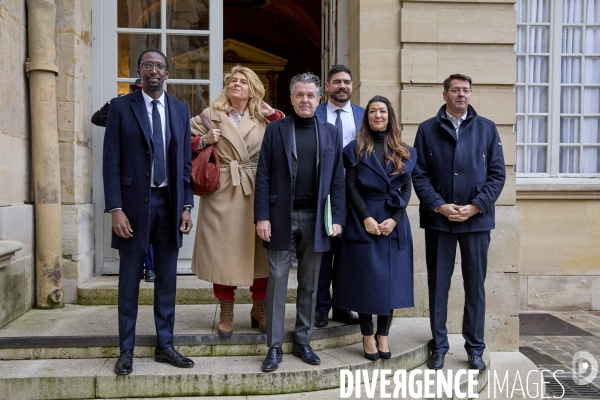 Seminaire gouvernement Attal à Matignon