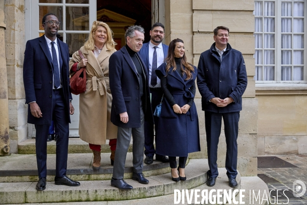 Seminaire gouvernement Attal à Matignon