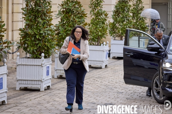 Seminaire gouvernement Attal à Matignon