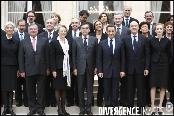 Premier conseil des ministres du nouveau gouvernement fillon