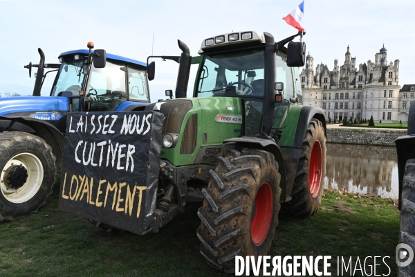 Manifestation des agriculteurs au château de Chambord