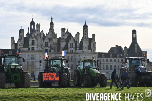 Manifestation des agriculteurs au château de Chambord
