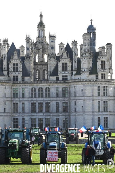 Manifestation des agriculteurs au château de Chambord