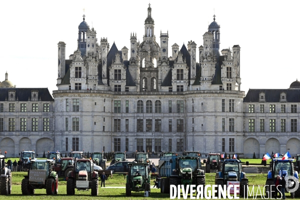 Manifestation des agriculteurs au château de Chambord